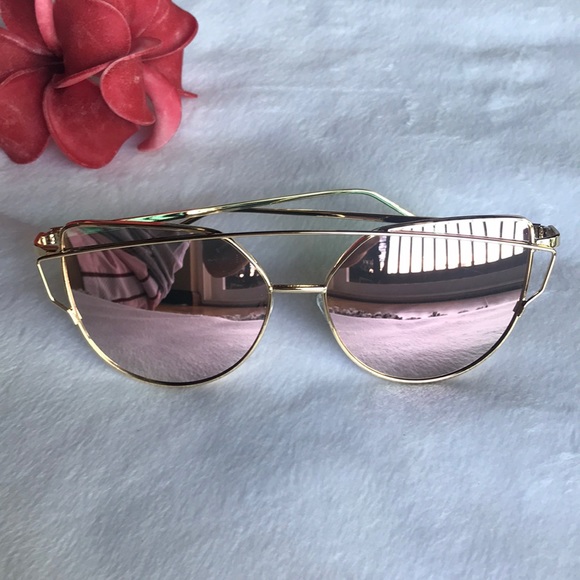 Gold and pink aviator mirrored sunnies - Picture 2 of 8